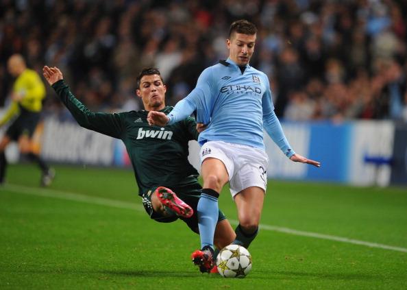 这下真是把足球踢成了艺术（当足球踢成艺术）