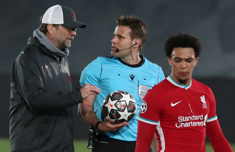 神剧情！爱尔兰3-2绝杀匈牙利晋级附加赛，帕罗特帽子戏法（惊天逆转！爱尔兰3-2读秒绝杀匈牙利挺进附加赛，帕罗特独中三元）