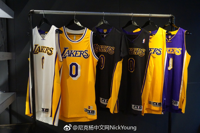 前12居然没有罗哥的名场面，按理来说哪怕硬投，凭...（榜单前12竟无罗哥名场面，按说就算硬投也该有一席之地）