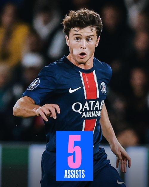 莱切2-1都灵，班达、拉萨纳-库利巴利建功（班达、拉萨纳-库利巴利先后破门，莱切2-1小胜都灵）