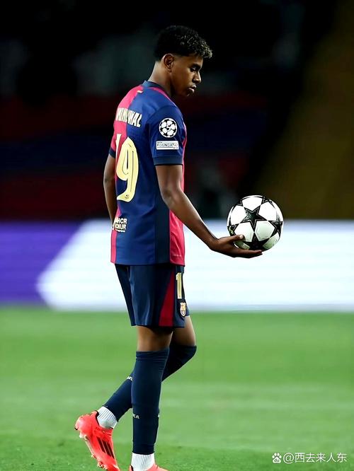 3-0！埃格努出任队长首秀 25分+MVP 领衔米兰女排豪取意甲开门红（米兰女排3-0迎意甲开门红，埃格努队长首秀轰25分当选MVP）