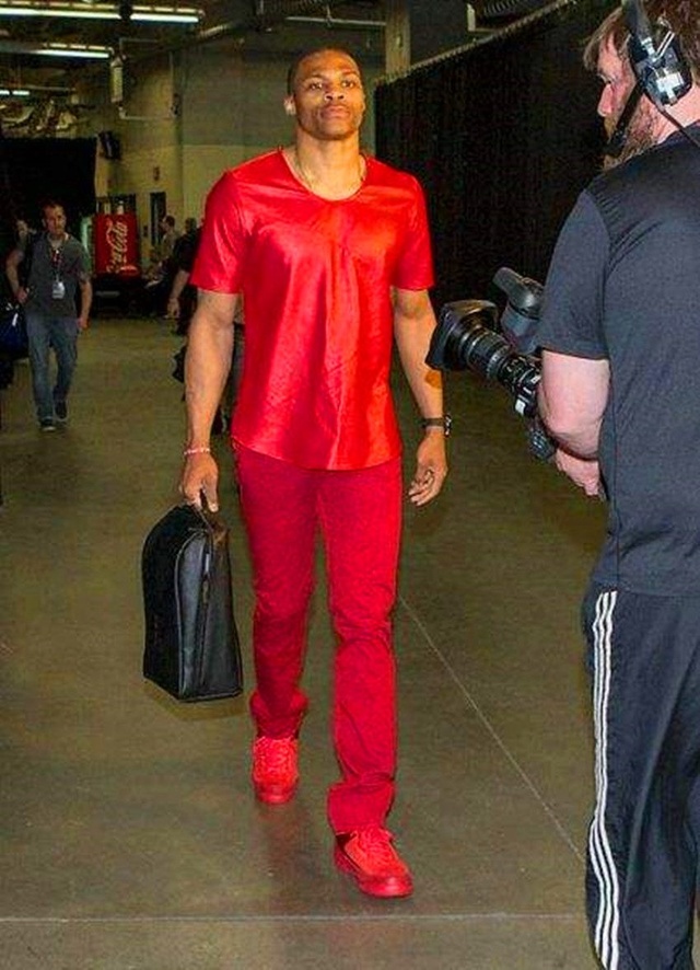 索内斯：萨拉赫说他无需每天为位置竞争，将对更衣室造成伤害（索内斯：萨拉赫称不必天天为位置拼，这会伤害更衣室）