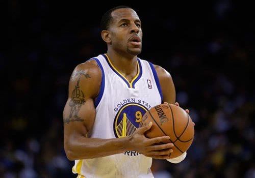 火箭本赛季第7次赢球净胜分20+，该数据领跑全联盟（火箭本季第7场20+分大胜，次数位列联盟第一）